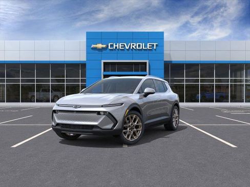New 2026 Chevrolet Equinox EV LT image 8
