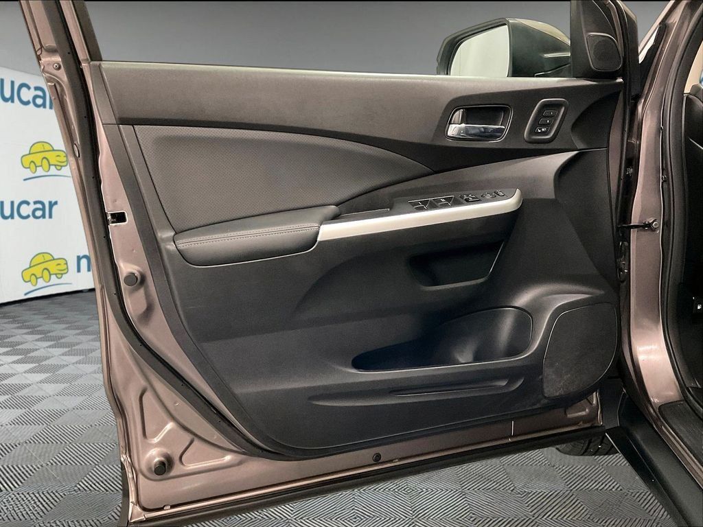 Used 2015 Honda CR-V Touring image 9