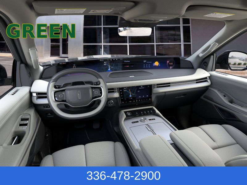 Used 2026 Lincoln Navigator L Reserve AWD/4WD image 9