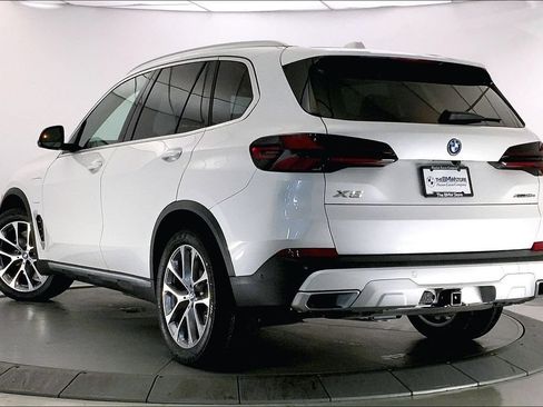Used 2025 BMW X5 xDrive50e AWD/4WD image 10