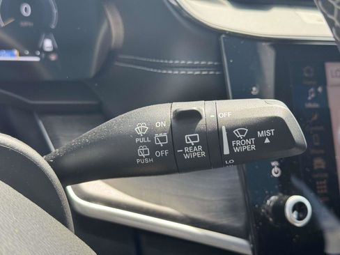 Used 2026 Jeep Grand Cherokee Limited AWD/4WD image 24