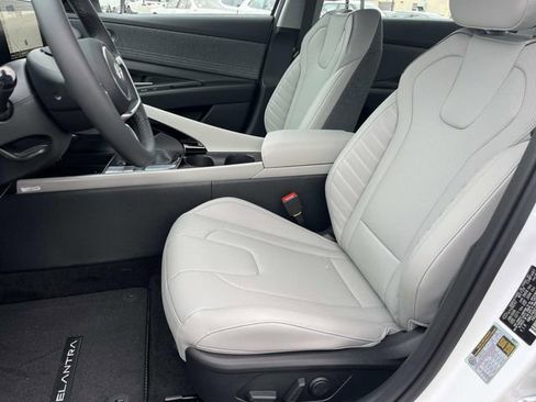 New 2026 Hyundai Elantra Limited image 20