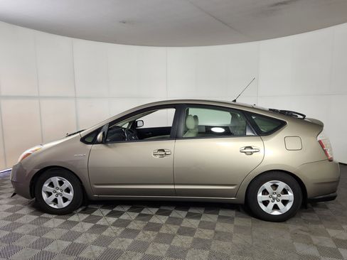 Used 2009 Toyota Prius FWD image 4