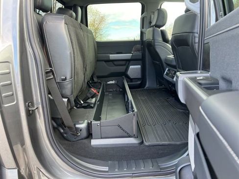 Used 2025 Ford F350 Lariat w/ Lariat Ultimate Package image 38