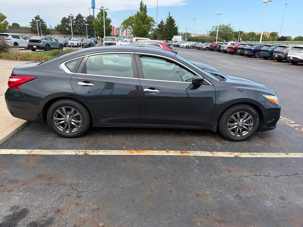 Used 2016 Nissan Altima 2.5 S w/ Power Driver Seat Package FWD image 6