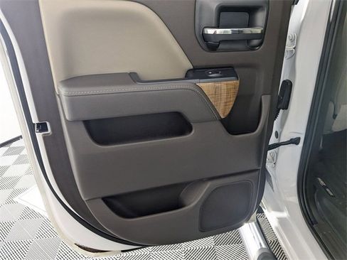 Used 2017 GMC Sierra 2500 SLT w/ Driver Alert Package image 26