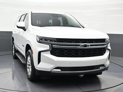Used 2024 Chevrolet Tahoe LS RWD image 7