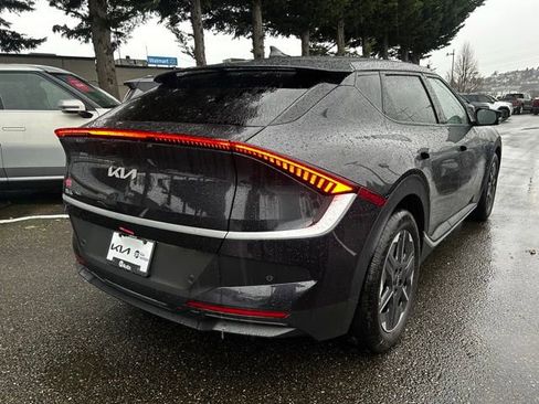 New 2025 Kia EV6 Light image 9