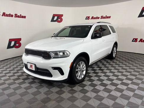 Used 2023 Dodge Durango SXT RWD image 2