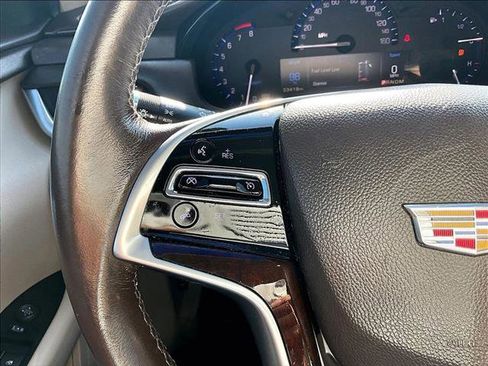 Used 2016 Cadillac XTS image 19