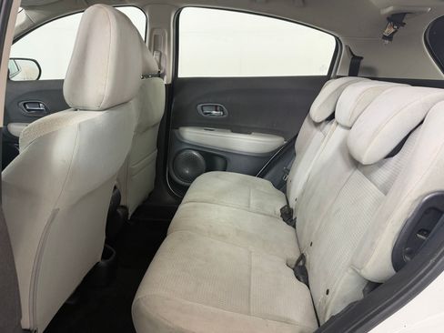 Used 2022 Honda HR-V LX image 14