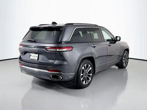Used 2022 Jeep Grand Cherokee Overland w/ Advanced Protech Group III AWD/4WD image 4