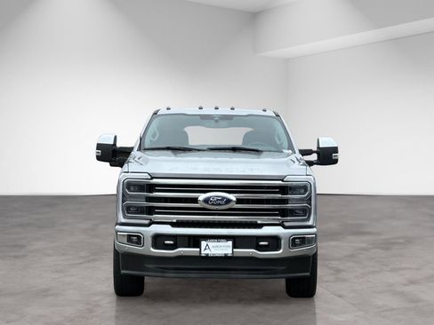 Used 2024 Ford F350 Limited w/ FX4 Off-Road Package AWD/4WD image 9