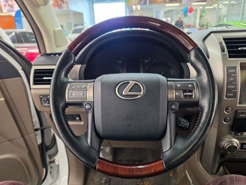 Used 2015 Lexus GX 460 Luxury AWD/4WD image 10