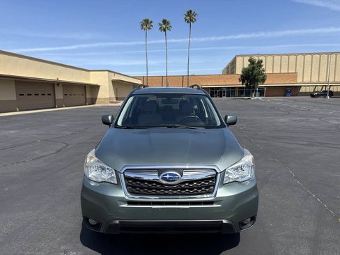 Used 2015 Subaru Forester 2.5i Limited AWD/4WD image 2