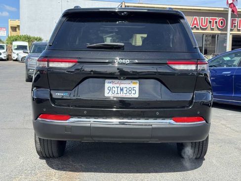 Used 2023 Jeep Grand Cherokee 4WD 4xe w/ Luxury Tech Group II image 13