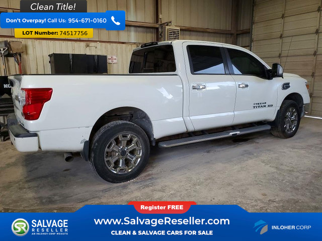 Used 2018 Nissan Titan SL w/ Texas Titan Edition AWD/4WD image 4