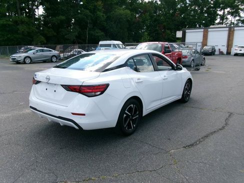 Used 2025 Nissan Sentra SV FWD image 6