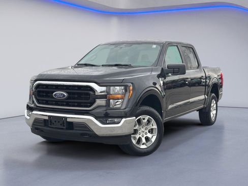 Used 2023 Ford F150 XLT image 2