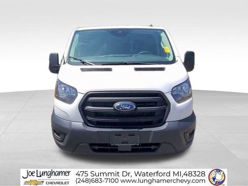 Used 2020 Ford Transit 250 Low Roof RWD image 3