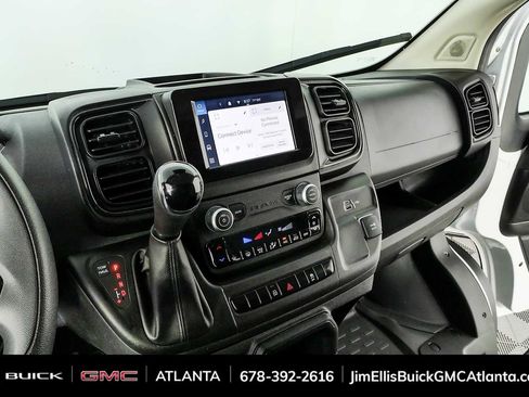 Used 2024 RAM ProMaster 2500 w/ Convenience Group FWD image 12