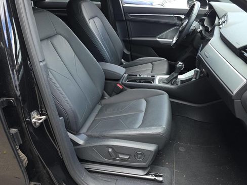 Used 2021 Audi Q3 2.0T Premium image 9