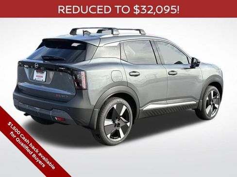 New 2026 Nissan Kicks SR w/ SR Premium Package AWD/4WD image 5