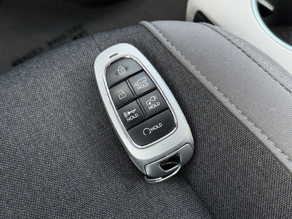 Certified 2024 Hyundai Ioniq 5 SEL AWD/4WD image 32