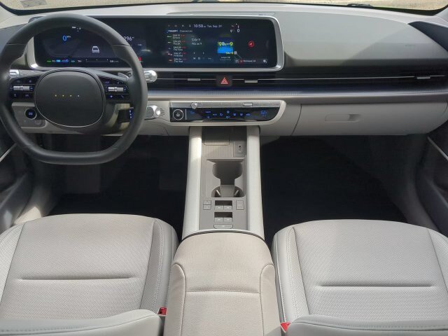 Used 2025 Hyundai Ioniq 6 SEL RWD image 13