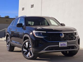 New 2025 Volkswagen Atlas Cross Sport SEL video 2