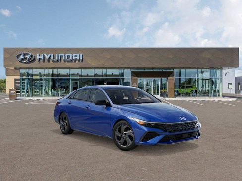 New 2026 Hyundai Elantra Sport FWD image 2