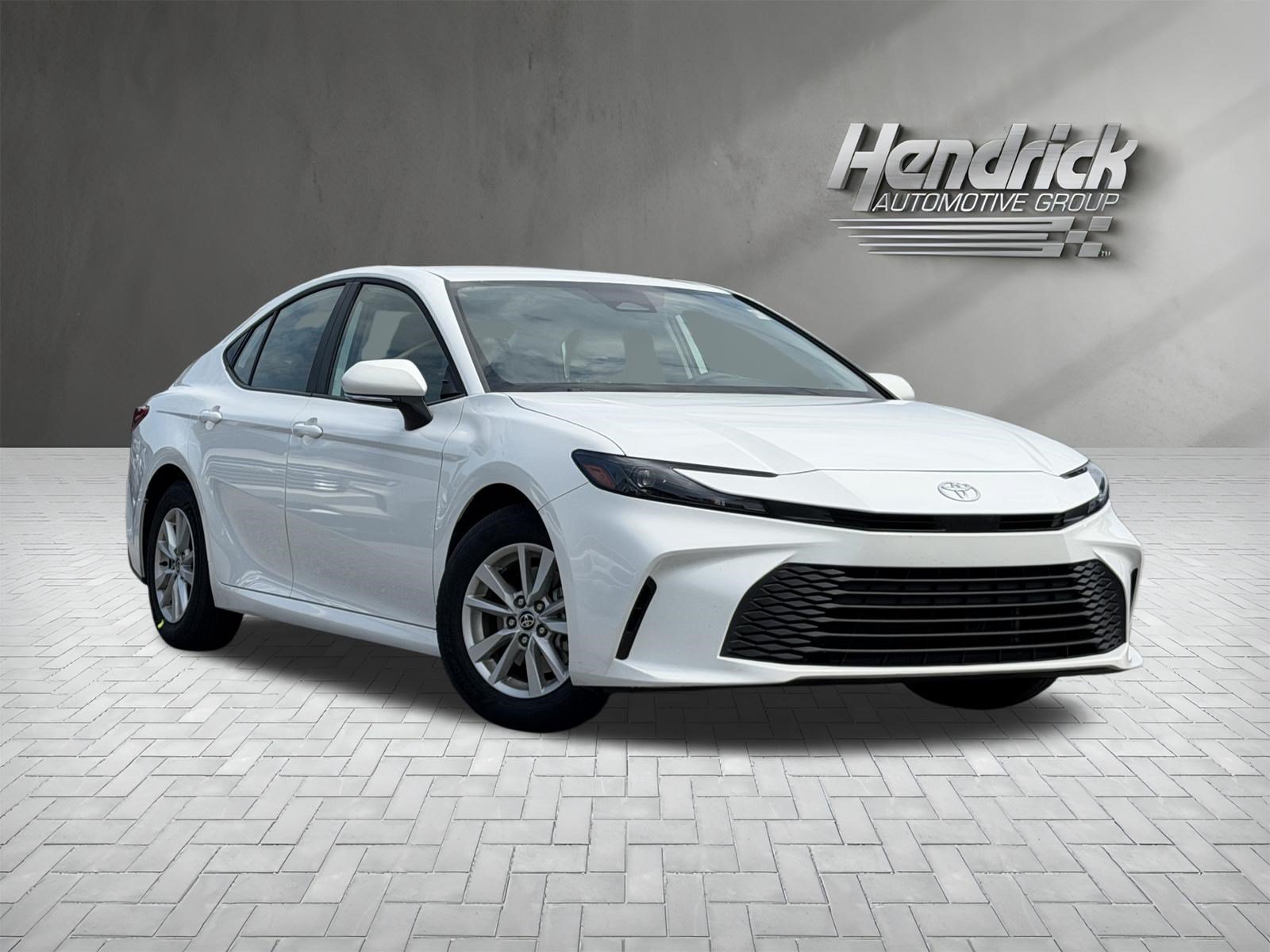 Used 2025 Toyota Camry LE FWD image 2