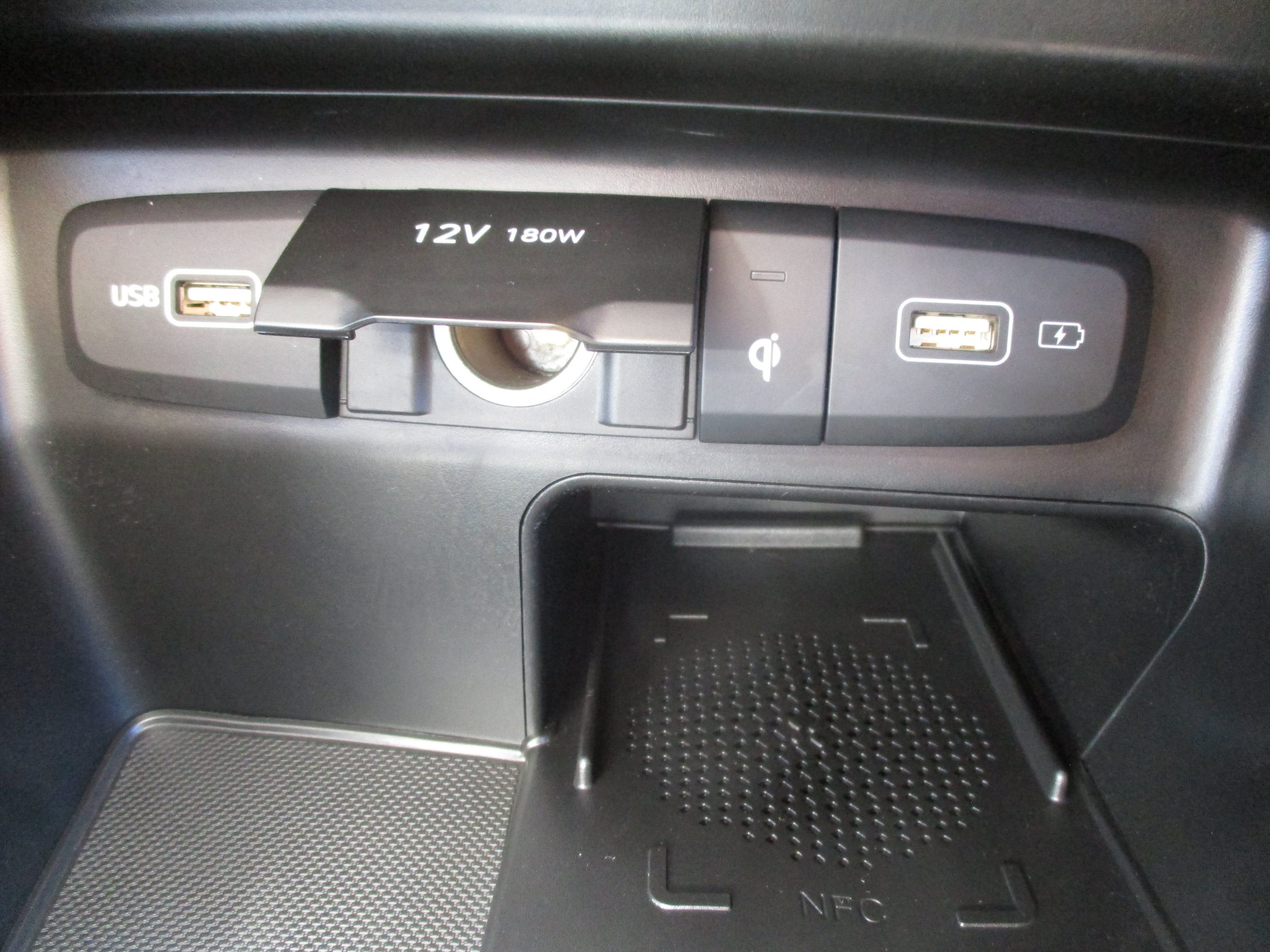 Used 2023 Hyundai Santa Cruz SEL Premium AWD/4WD image 24