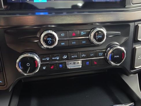 Certified 2025 Ford F450 Lariat w/ FX4 Off-Road Package AWD/4WD image 23