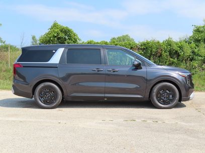 New 2026 Kia Carnival