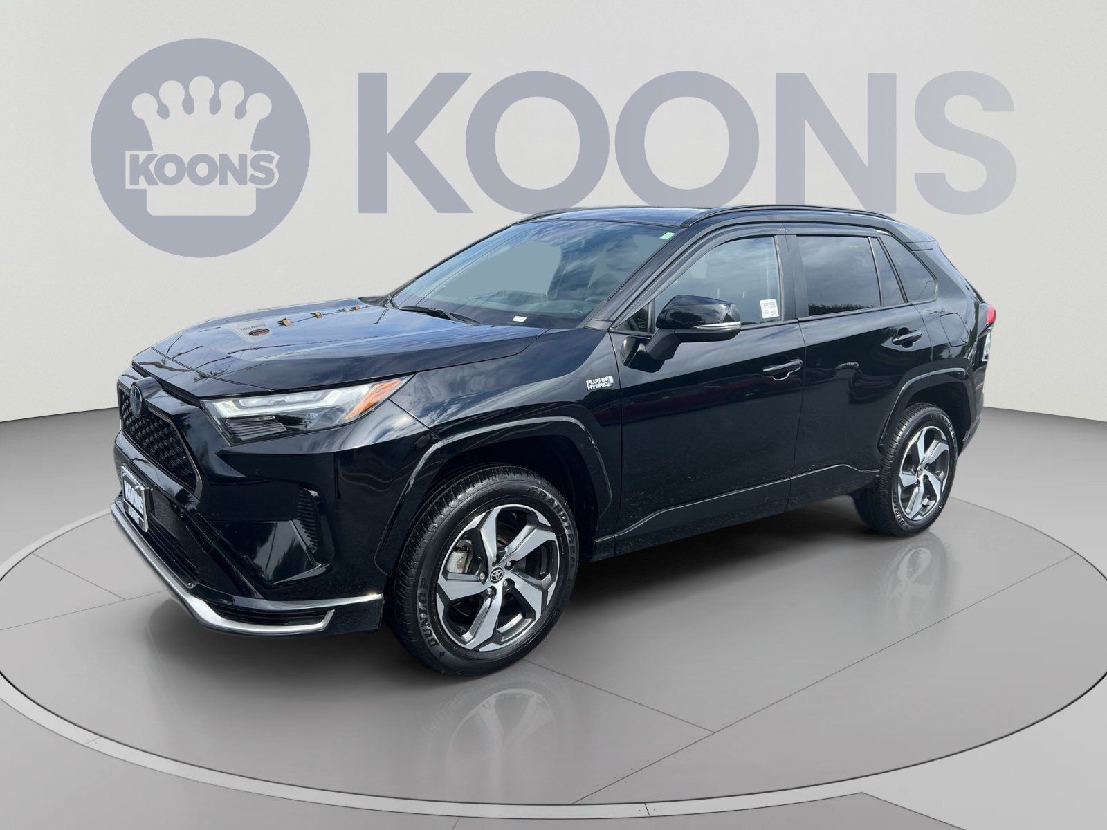 Used 2023 Toyota RAV4 SE w/ Weather & Moonroof Package AWD/4WD image 1
