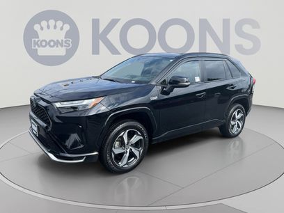 Used 2023 Toyota RAV4 SE w/ Weather & Moonroof Package
