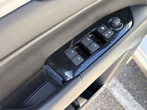 New 2025 MAZDA CX-5 AWD 2.5 S w/ Preferred Package image 13