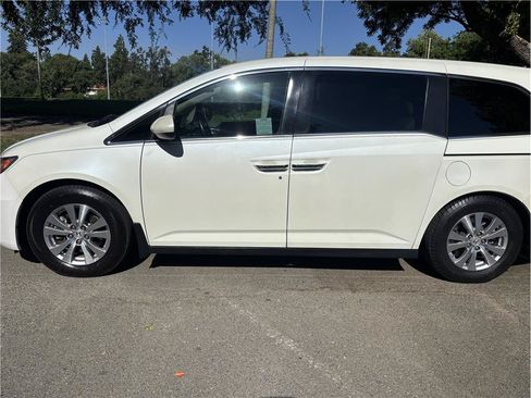 Used 2016 Honda Odyssey EX-L image 3