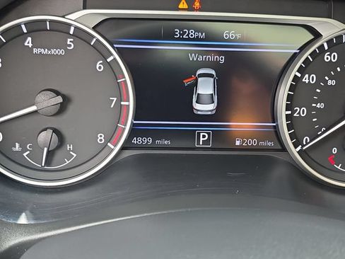 Certified 2023 Nissan Sentra SR w/ SR Premium Package FWD image 15