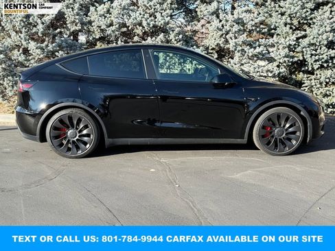 Used 2022 Tesla Model Y Performance image 10