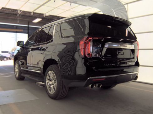 Used 2023 GMC Yukon Denali AWD/4WD image 6
