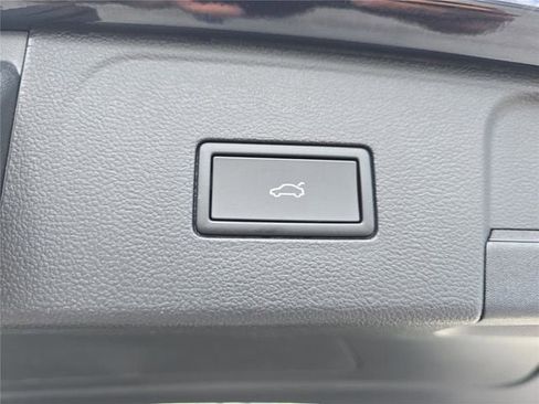 New 2026 Volkswagen Atlas SE image 27