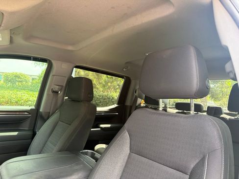 Used 2023 Chevrolet Silverado 1500 LT Trail Boss w/ Protection Package AWD/4WD image 15