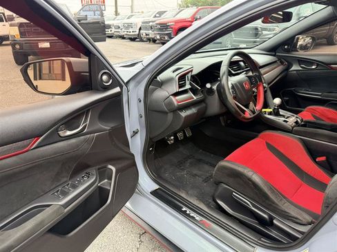 Used 2019 Honda Civic Type R image 21