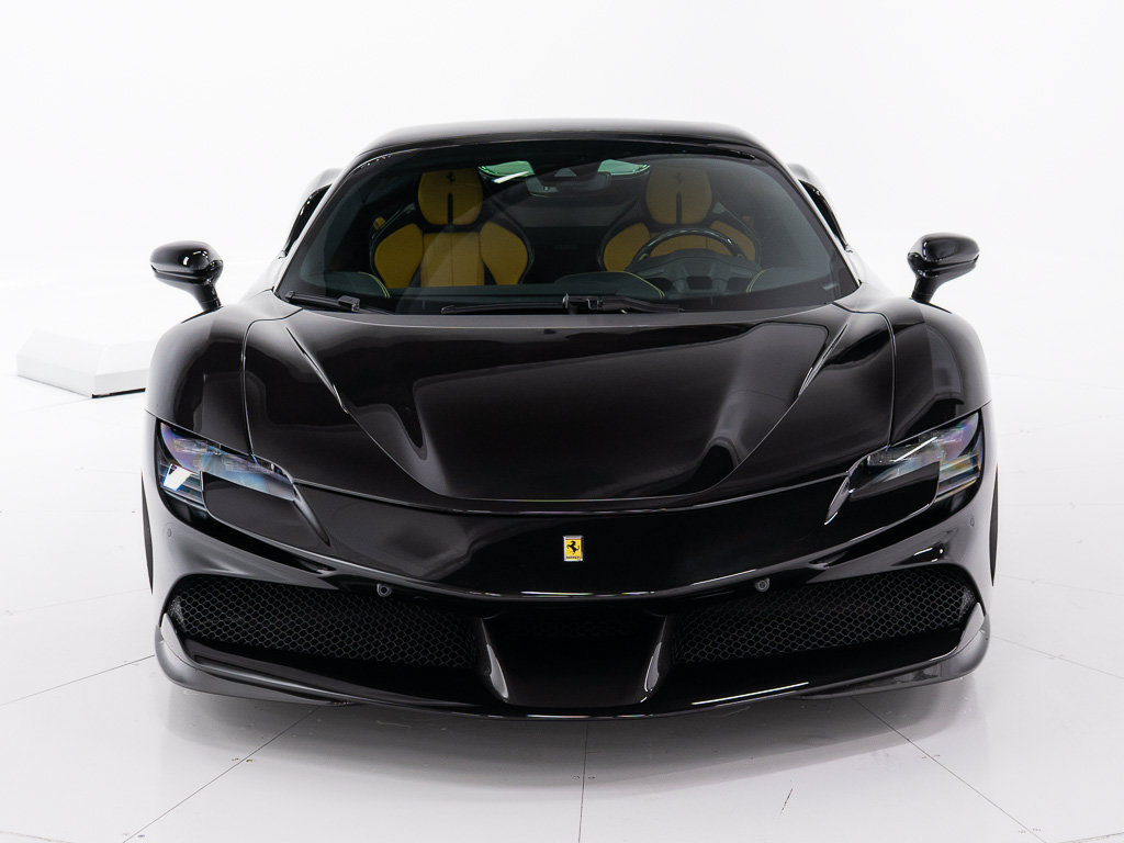Used 2022 Ferrari SF90 Spider AWD/4WD image 16