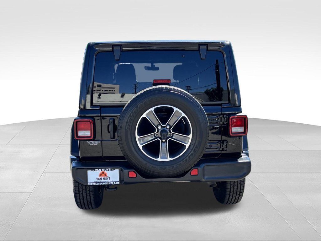 Certified 2023 Jeep Wrangler Unlimited Sahara w/ Cold Weather Group AWD/4WD image 4