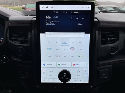 Used 2023 Ford Expedition Limited image 27