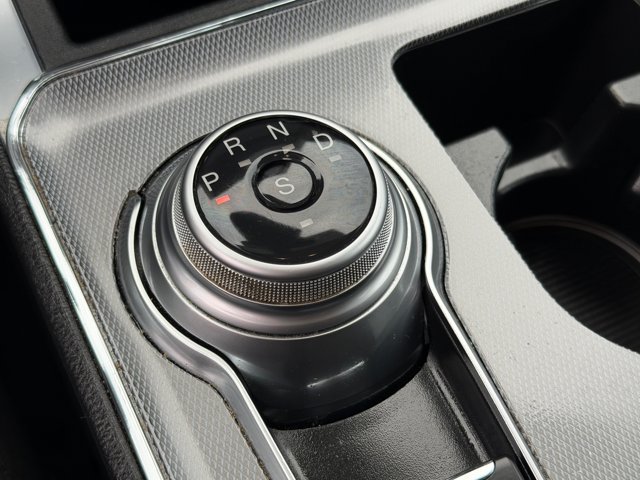 Certified 2021 Ford Edge Titanium FWD image 31