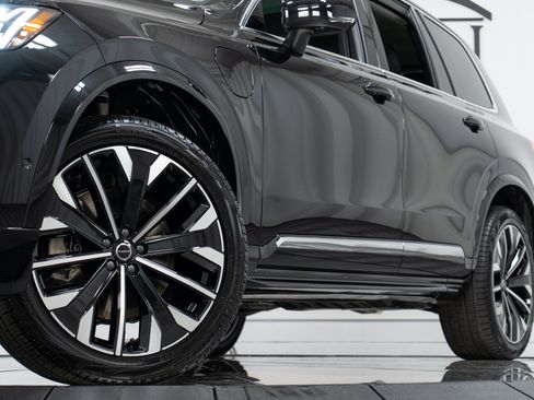 New 2026 Volvo XC90 T8 Plus w/ Protection Package Premier AWD/4WD image 28